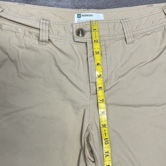 Gap Bermuda Favorite Khaki Shorts 12 - Picture 5 of 11